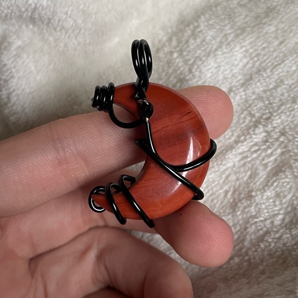 Red jasper moon wire wrap stone hand made - Picture 2 of 2